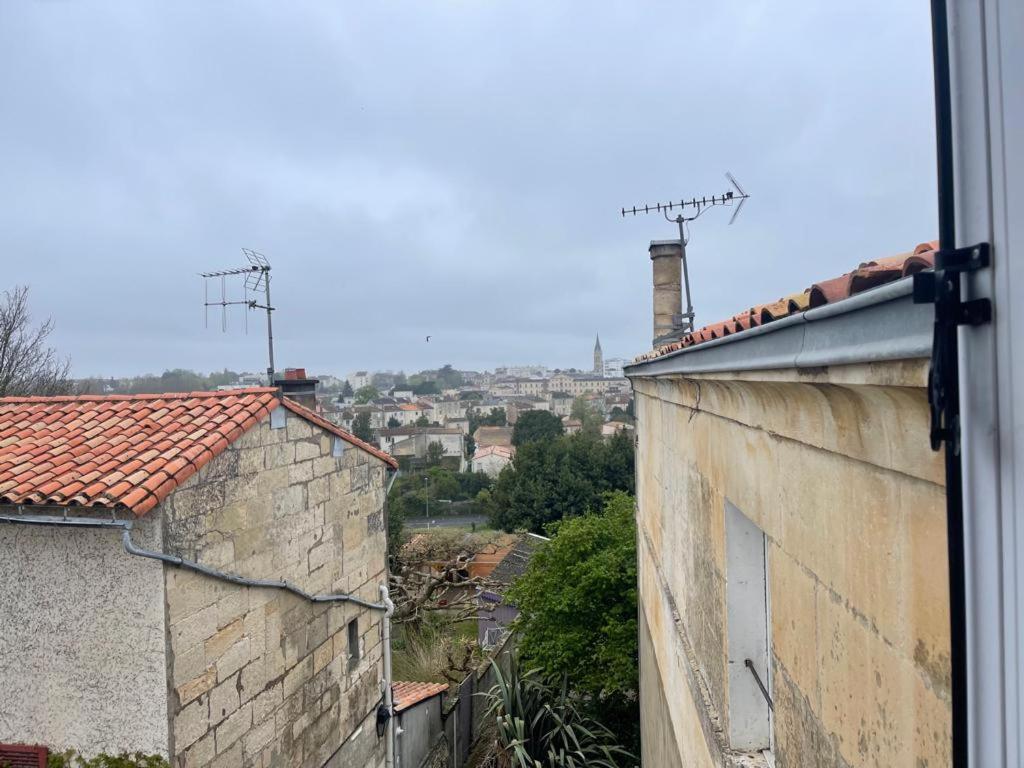 Le Confort - Calme, Ideale Couple, Business, Long Sejour Niort Exterior photo
